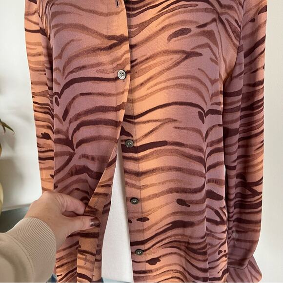 Alfani Abstract Line Print Ombre Button Front Silk Shirt - Picture 4 of 8